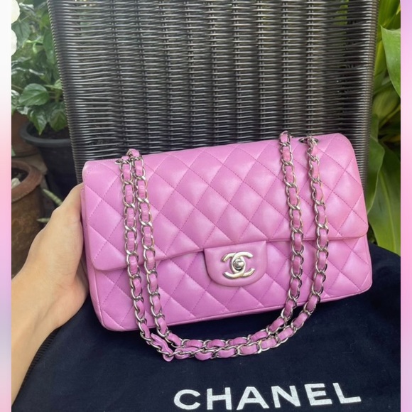 Auth Chanel Quilted medium classic flap Lambskin pink silver Shoulder Bag - Picture 8 of 17